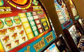 Free spins trigger screen on Dragon Hatch showing scatter symbols